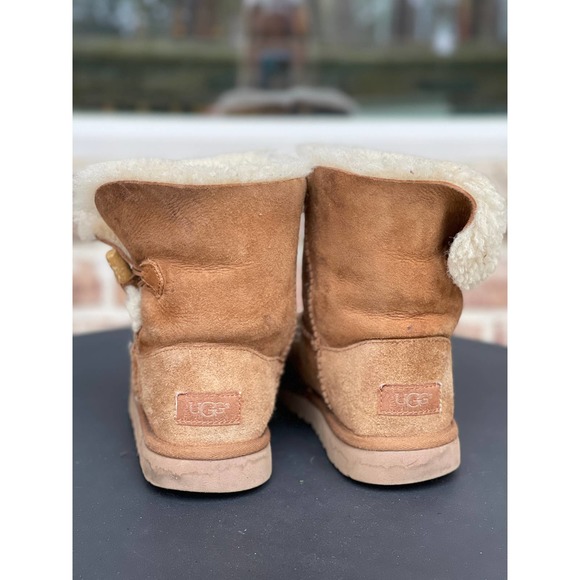 Ugg Keely Short Boots Chestnut Brown Size 4 - Picture 3 of 8